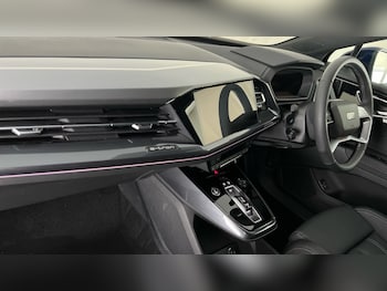 Used Audi Q4 e-tron 2025 for sale - 76241629: Photo