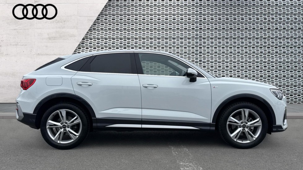 Used Audi Q3 2025 for sale - 76593637: Photo 4