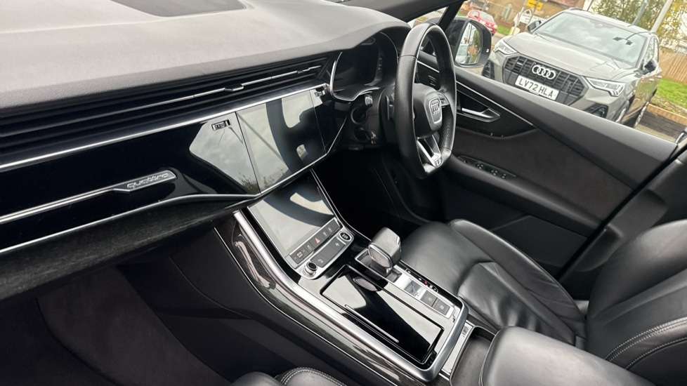 Used Audi Q7 2021 for sale - 76501365: Photo 2