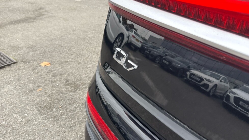 Used Audi Q7 2021 for sale - 76501365: Photo 48