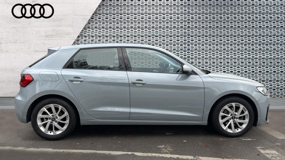 Used Audi A1 2022 for sale - 76442057: Photo 4