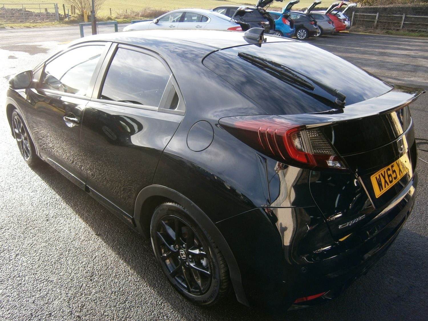 Used Honda Civic 2015 for sale - 76958716: Photo 3