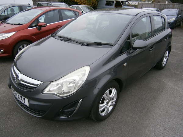 Used Vauxhall Corsa 2011 for sale - 76276092: Photo 2