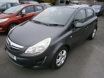 Used Vauxhall Corsa 2011 for sale - 76276092: Photo 2