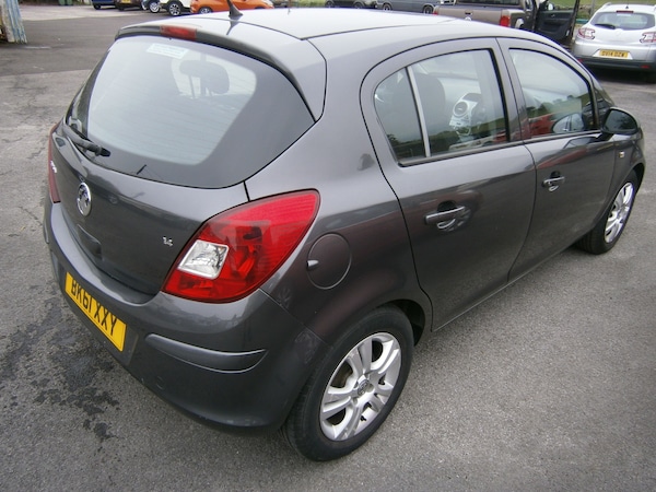 Used Vauxhall Corsa 2011 for sale - 76276092: Photo 4