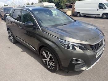 Used Peugeot 3008 2018 for sale - 79546909: Photo