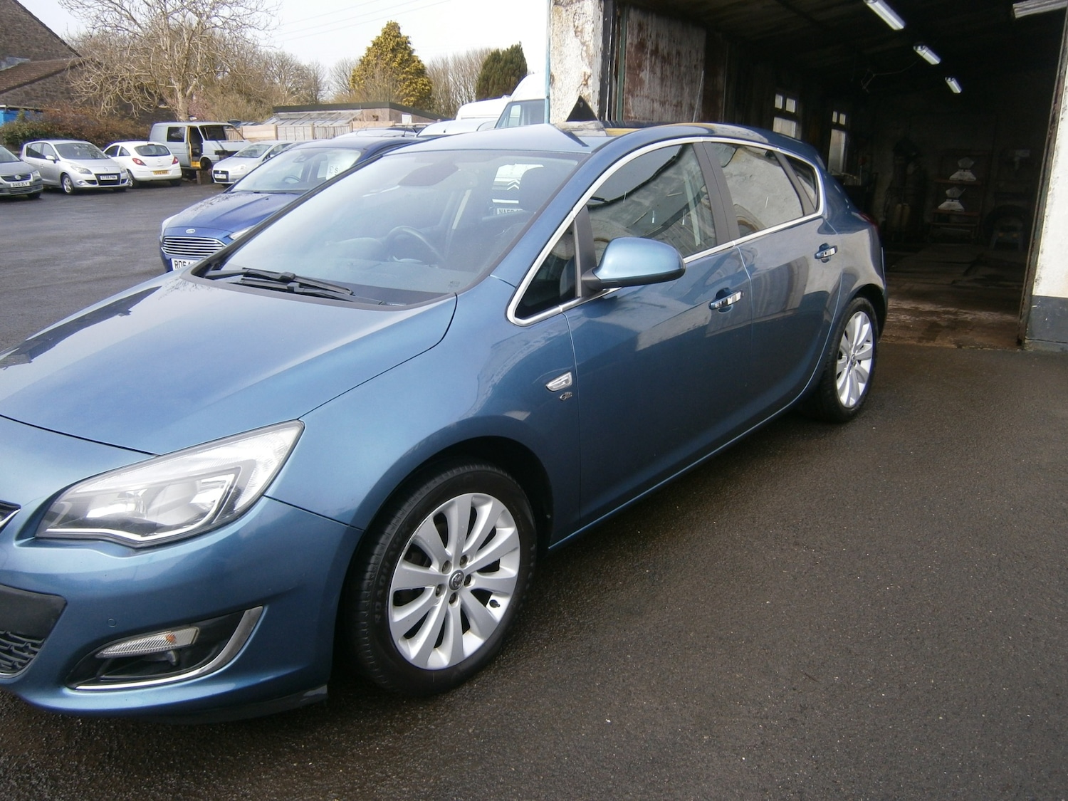 Used Vauxhall Astra 2013 for sale - 77872726: Photo 3