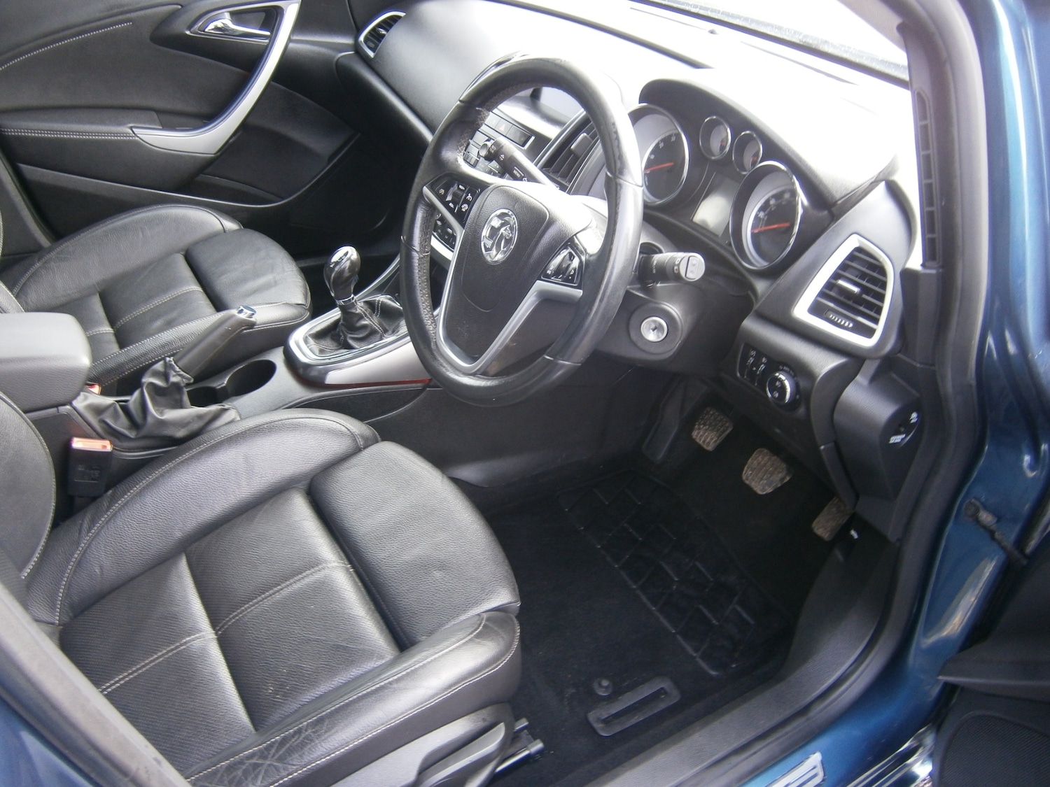 Used Vauxhall Astra 2013 for sale - 77872726: Photo 5