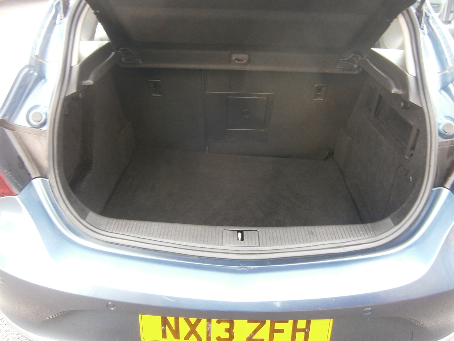 Used Vauxhall Astra 2013 for sale - 77872726: Photo 7