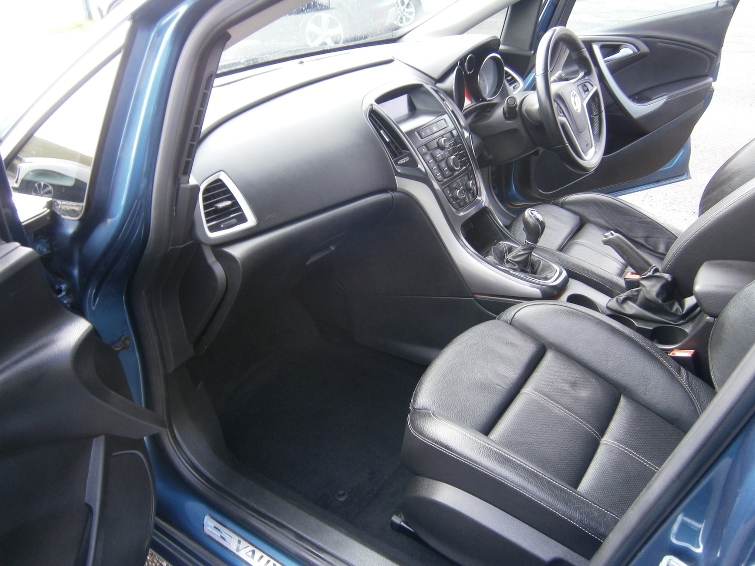 Used Vauxhall Astra 2013 for sale - 77872726: Photo 8