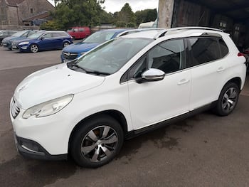 Used Peugeot 2008 2014 for sale - 79801789: Photo