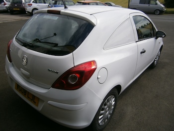 Used Vauxhall Corsa 2008 for sale - 75332240: Photo
