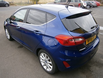 Used Ford Fiesta 2018 for sale - 75604084: Photo