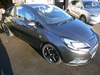 Vauxhall - Corsa