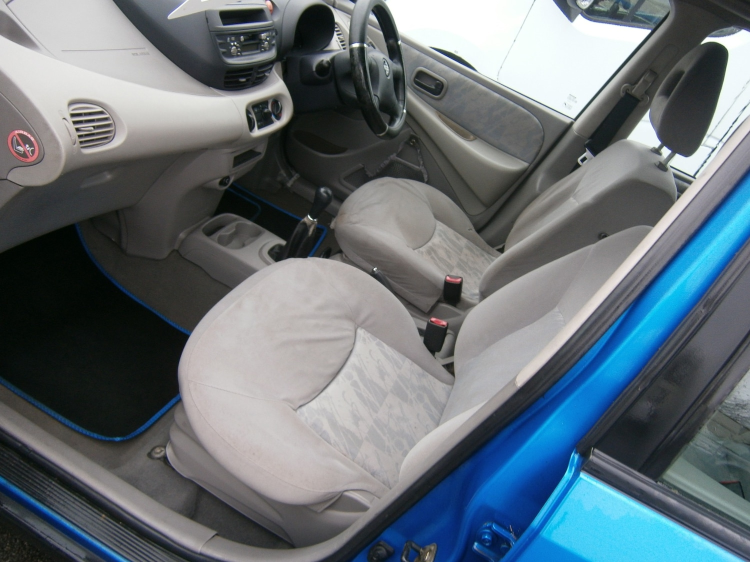 Used Nissan Almera Tino 2002 for sale - 78039030: Photo 5