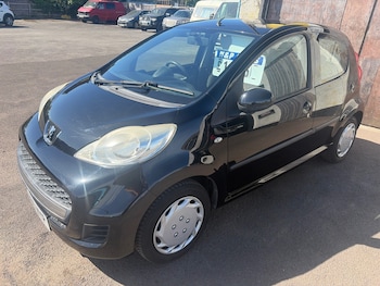 Used Peugeot 107 2009 for sale - 78748003: Photo