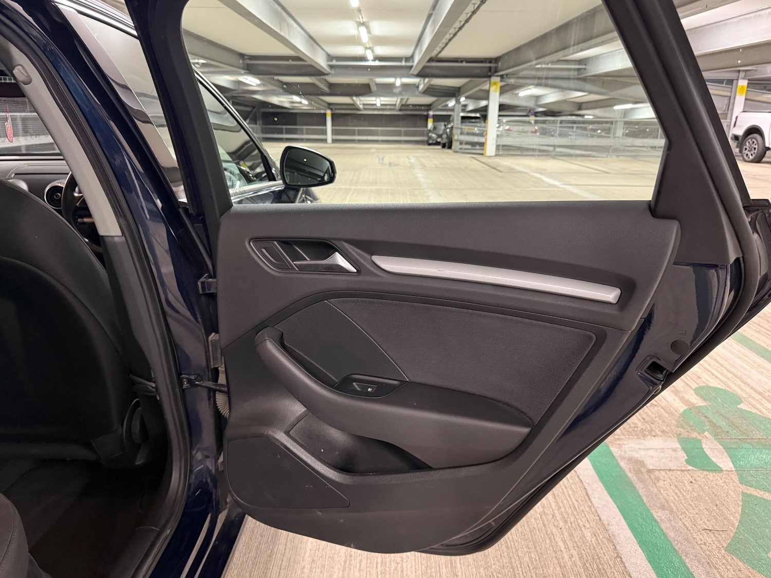 Vehicle 29