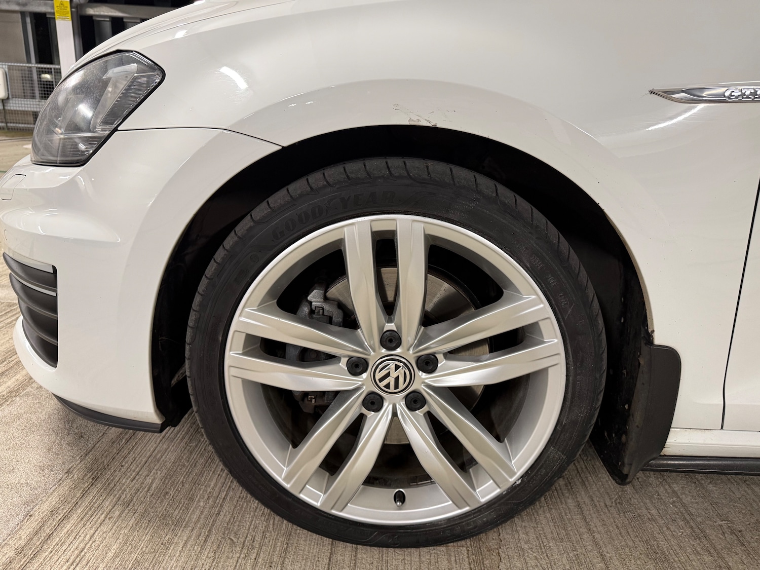 Used Volkswagen Golf 2015 for sale - 77100923: Photo 9