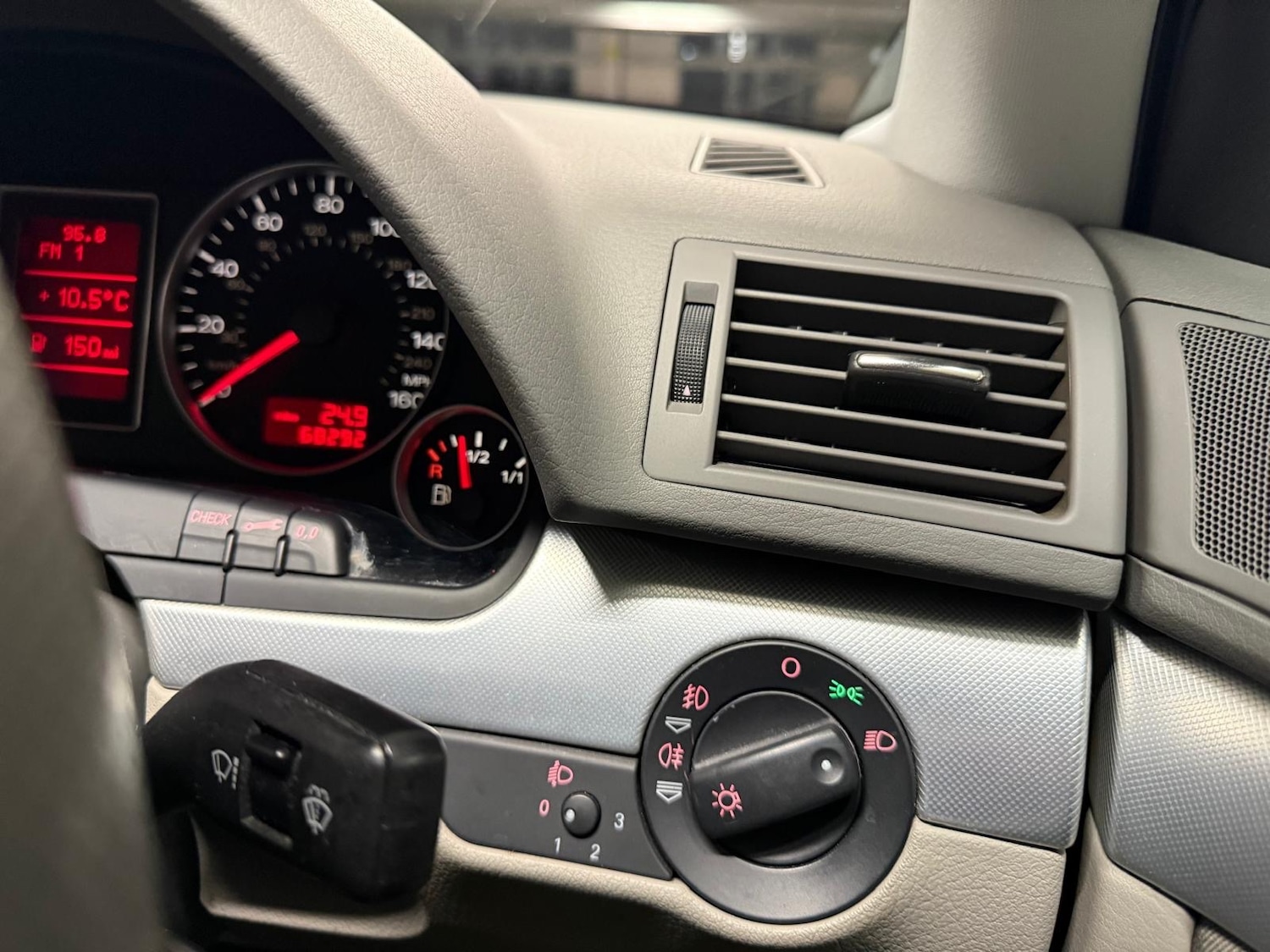 Used Audi A4 2007 for sale - 77244696: Photo 28