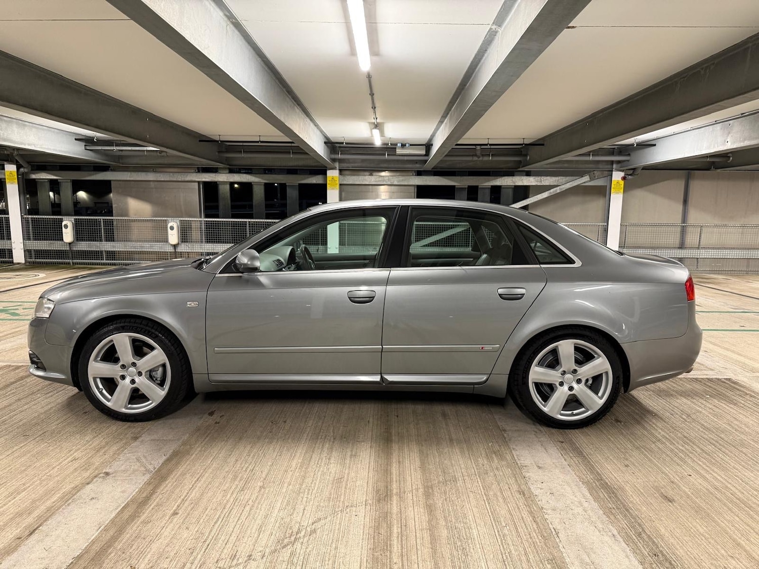 Used Audi A4 2007 for sale - 77244696: Photo 4