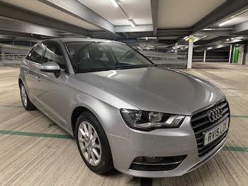 2015 (15) - 1.2 TFSI 110 SE 5dr