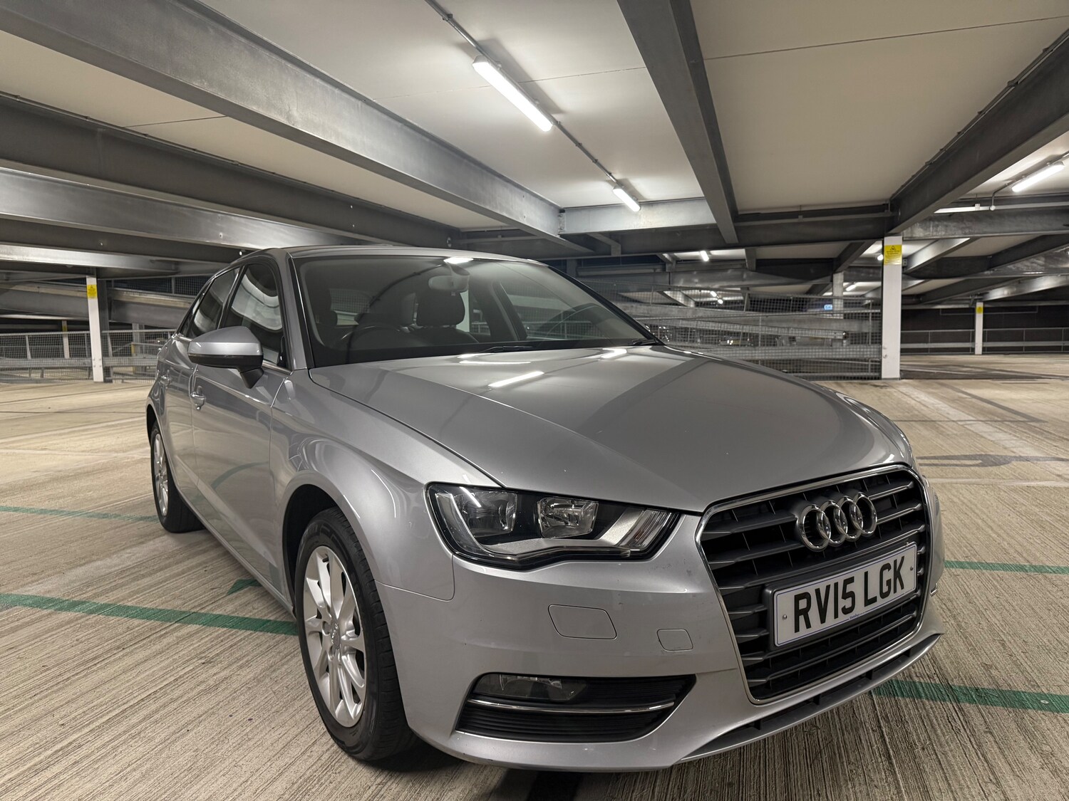 Used Audi A3 2015 for sale - 76453676: Photo 2