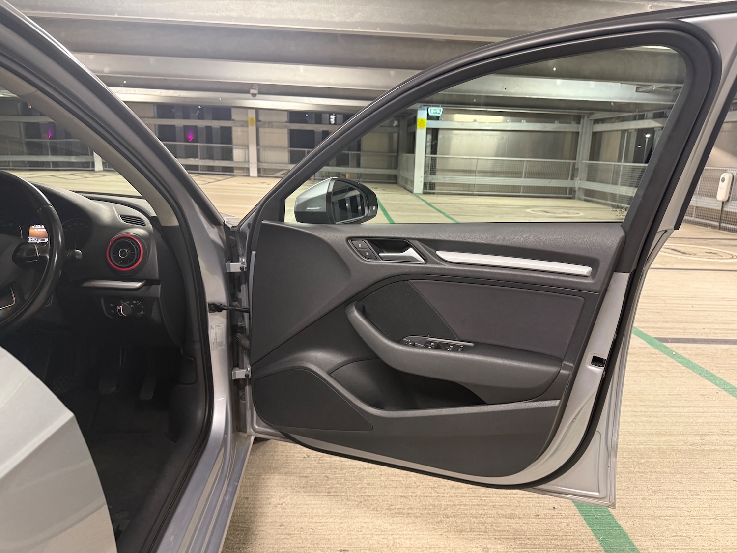 Used Audi A3 2015 for sale - 76453676: Photo 24