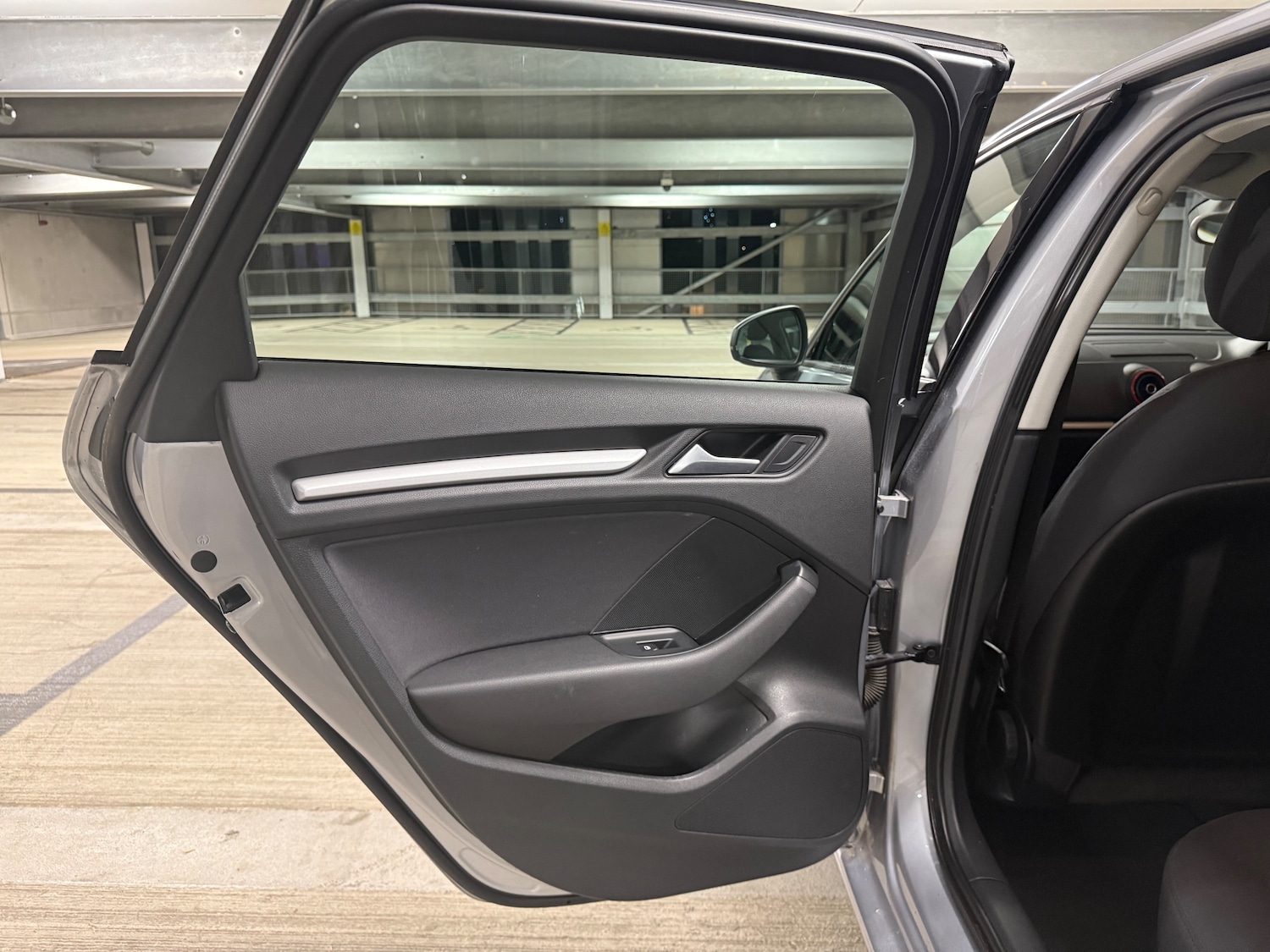 Used Audi A3 2015 for sale - 76453676: Photo 37