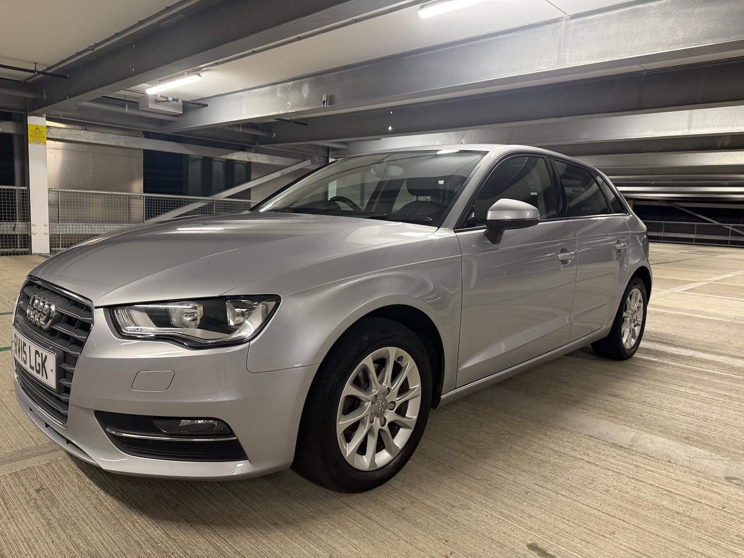 Used Audi A3 2015 for sale - 76453676: Photo 5