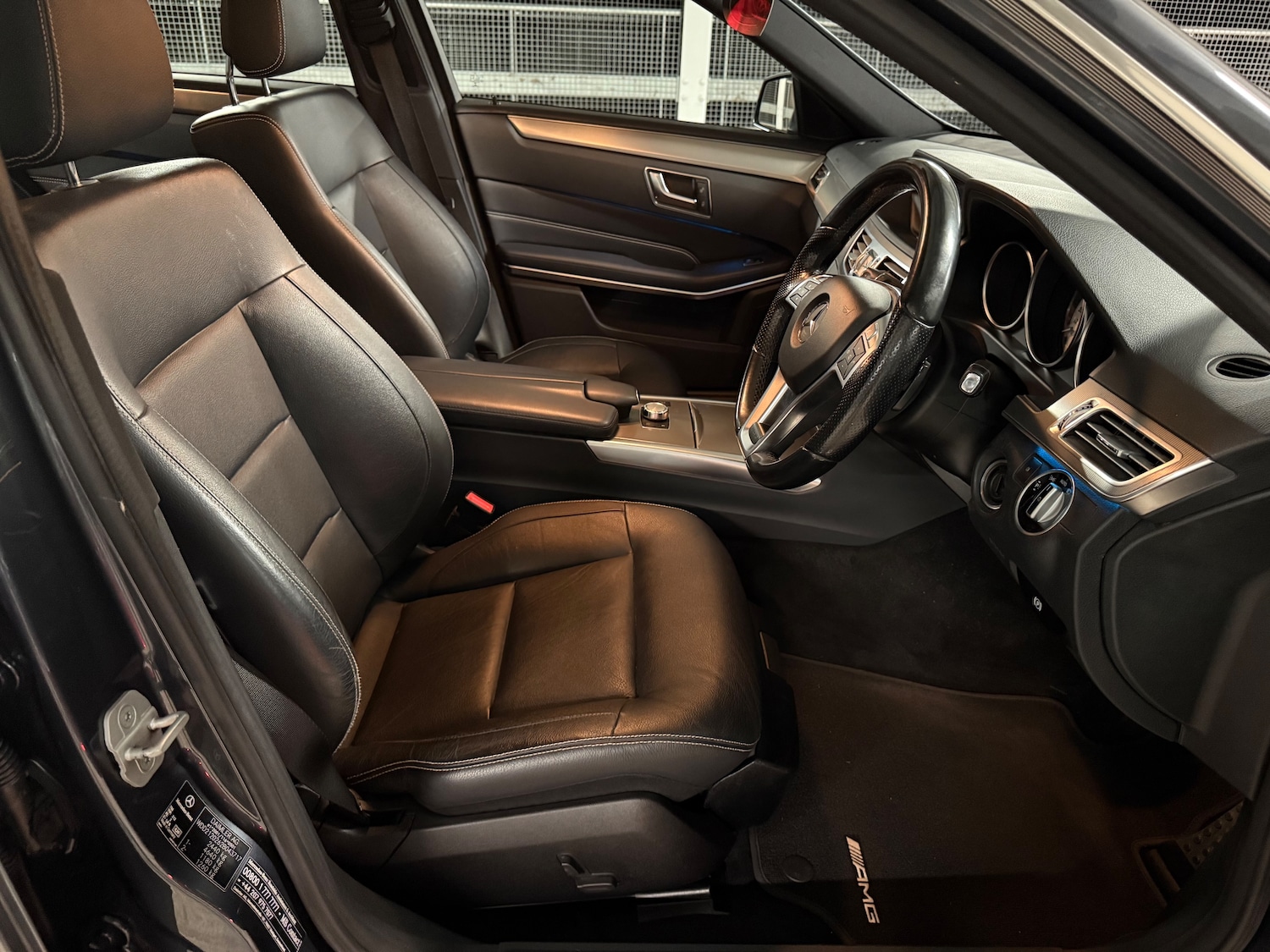 Used Mercedes-Benz E Class 2014 for sale - 76174149: Photo 19