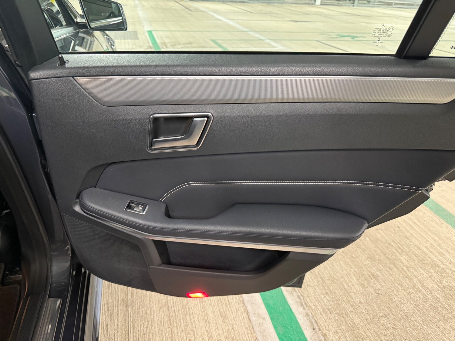 Used Mercedes-Benz E Class 2014 for sale - 76174149: Photo 29