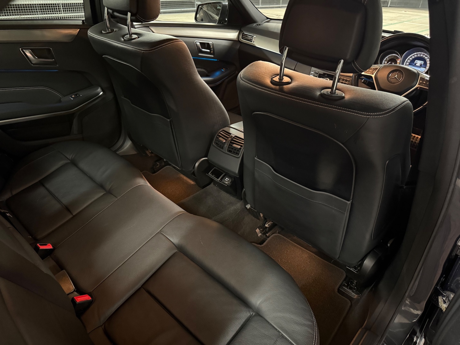 Used Mercedes-Benz E Class 2014 for sale - 76174149: Photo 32