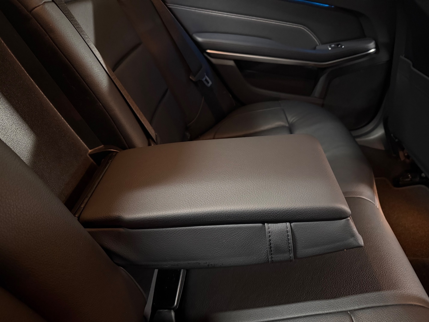 Used Mercedes-Benz E Class 2014 for sale - 76174149: Photo 34