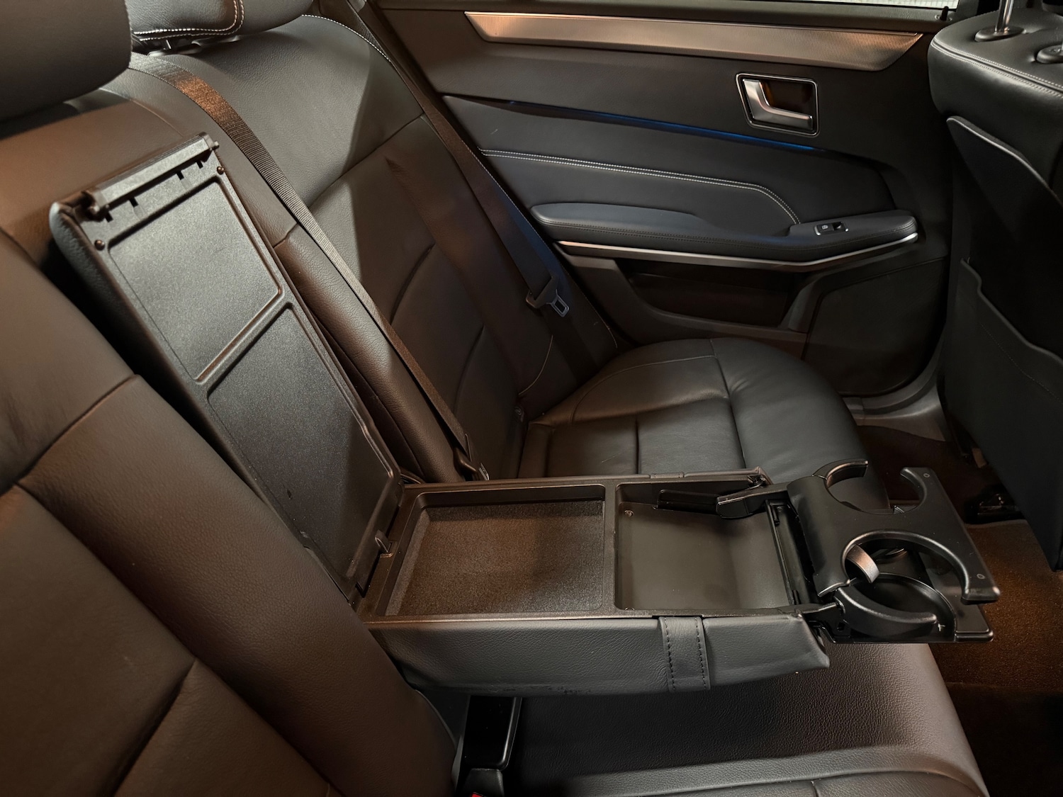 Used Mercedes-Benz E Class 2014 for sale - 76174149: Photo 35