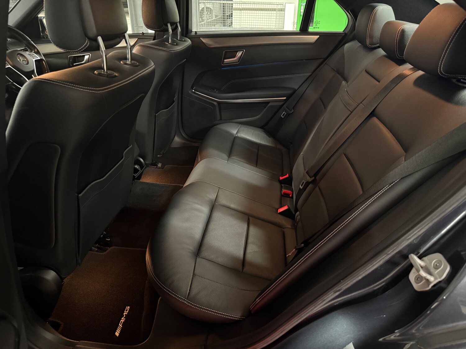 Used Mercedes-Benz E Class 2014 for sale - 76174149: Photo 37