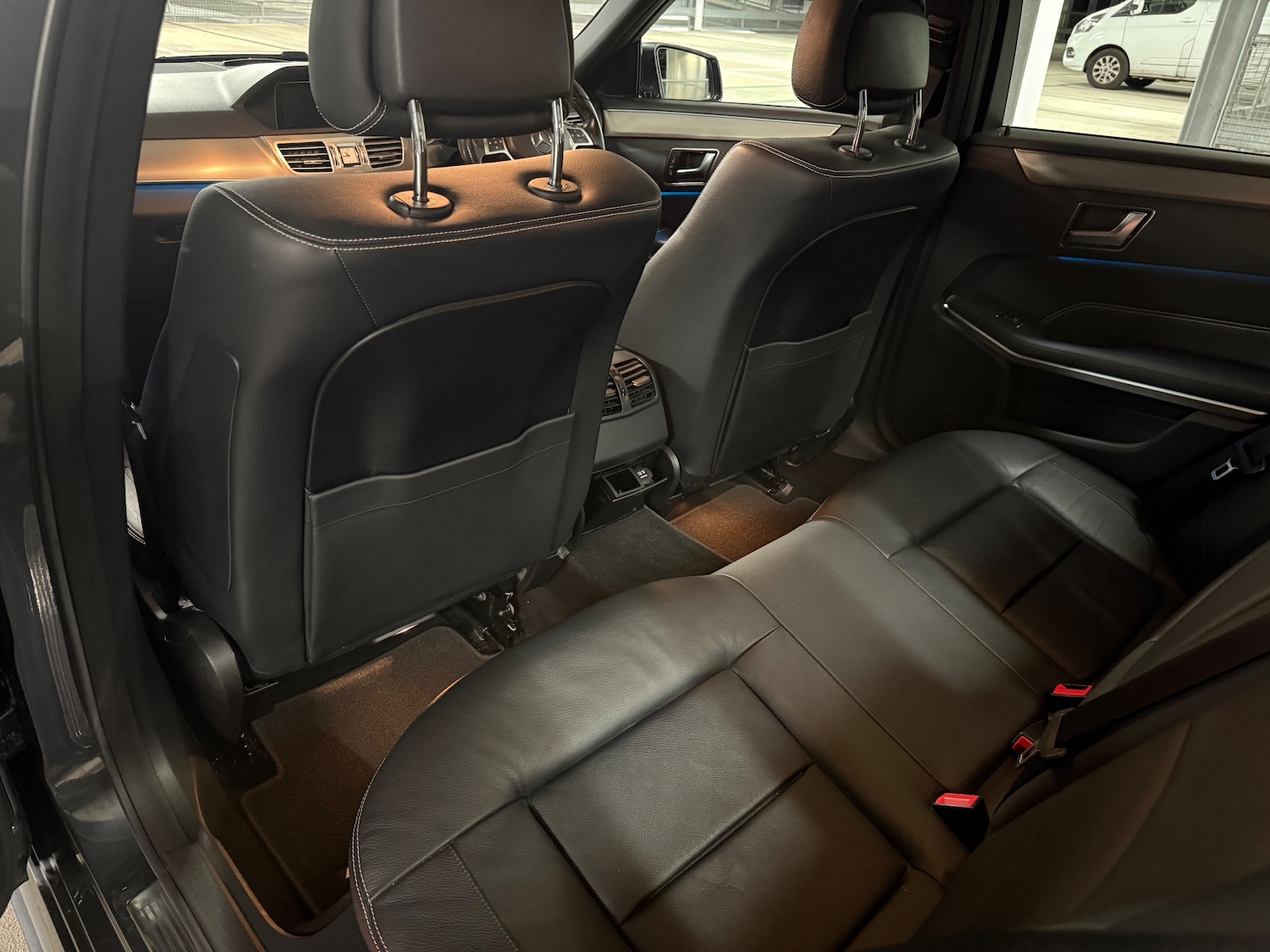 Used Mercedes-Benz E Class 2014 for sale - 76174149: Photo 41