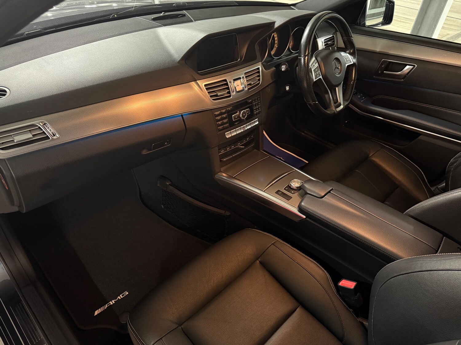 Used Mercedes-Benz E Class 2014 for sale - 76174149: Photo 44