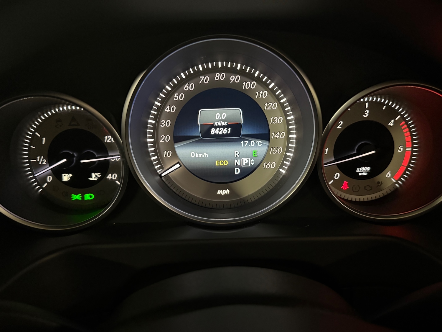 Used Mercedes-Benz E Class 2014 for sale - 76174149: Photo 48