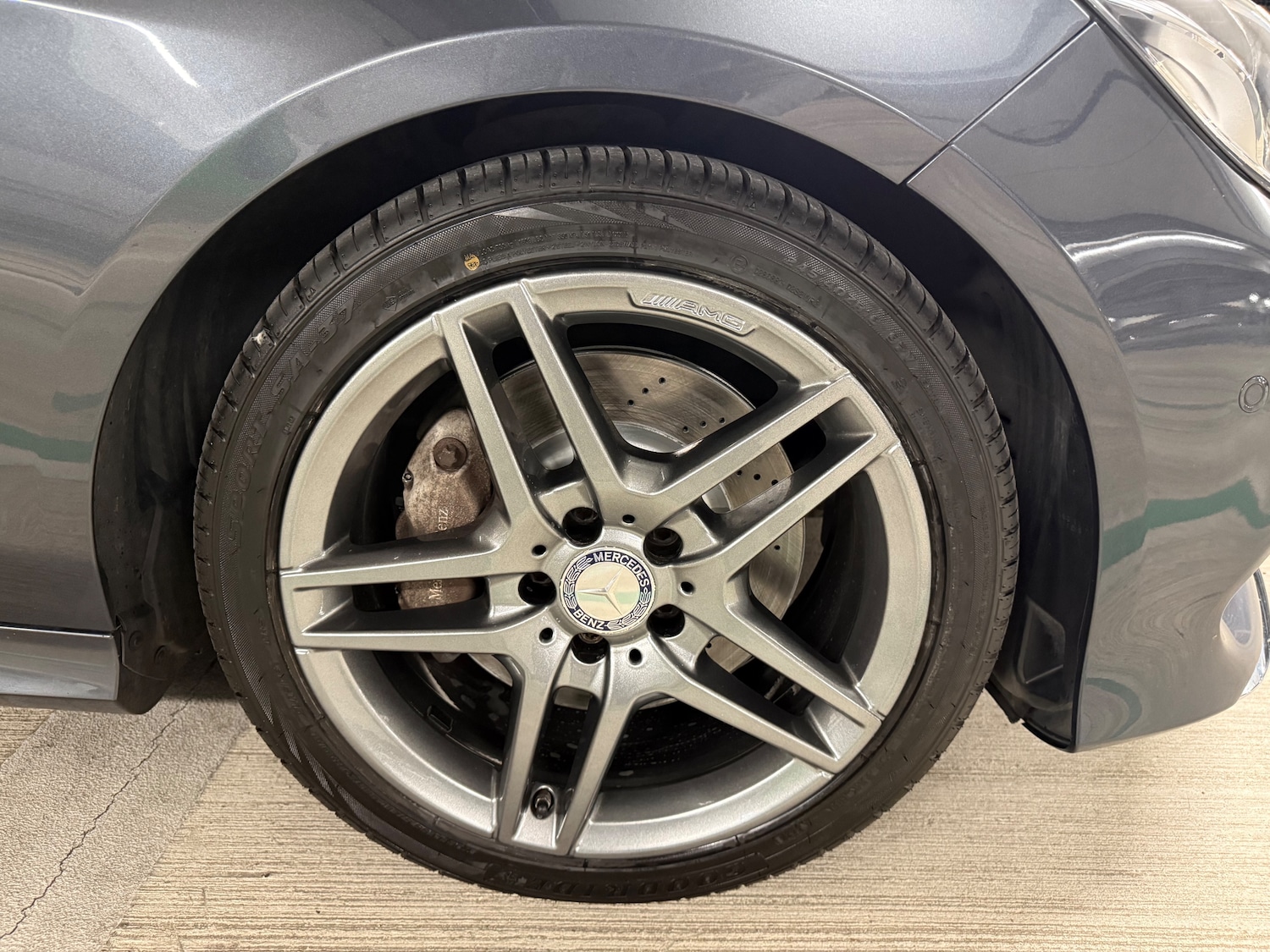 Used Mercedes-Benz E Class 2014 for sale - 76174149: Photo 9