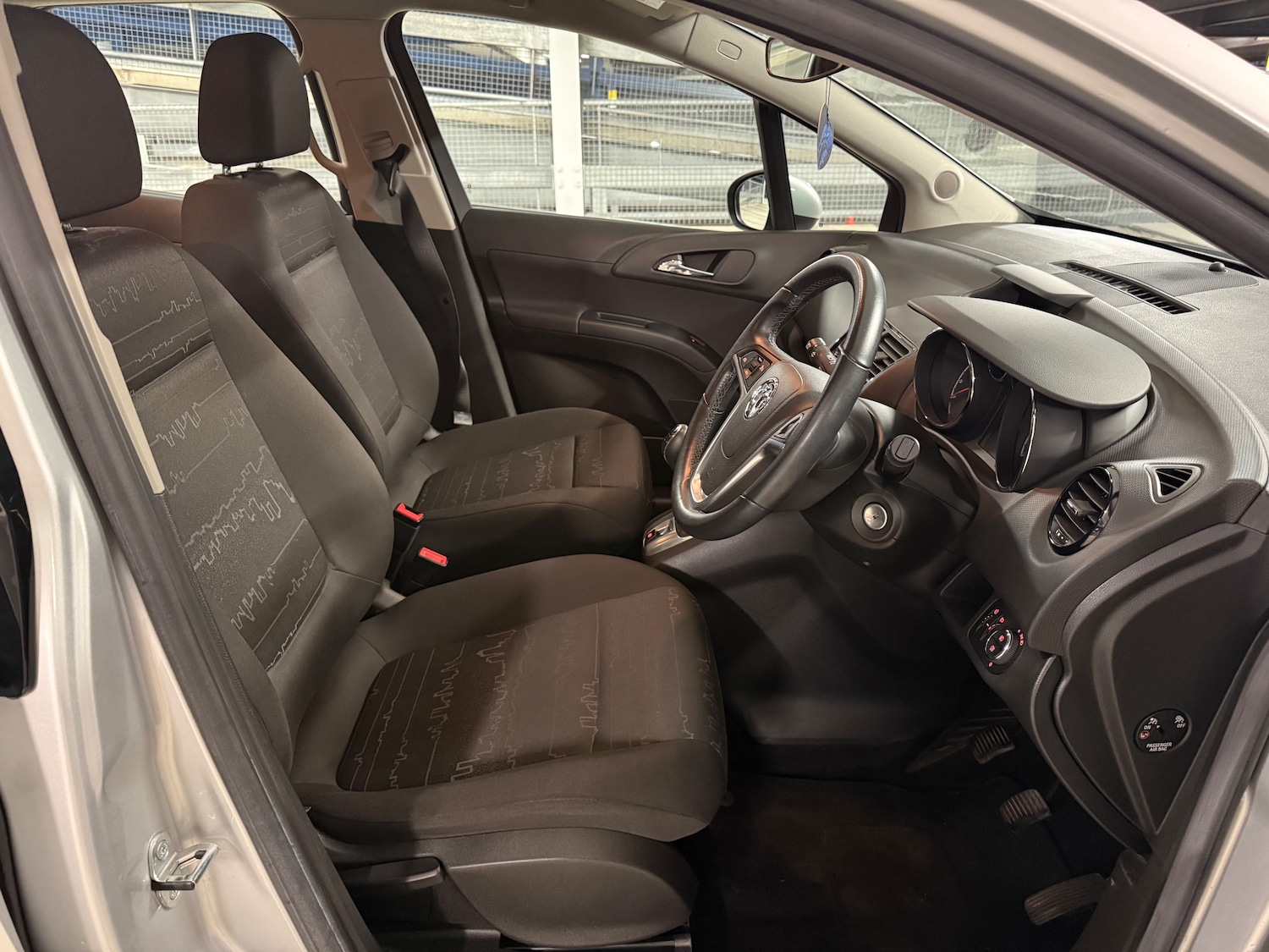 Used Vauxhall Meriva 2017 for sale - 77100924: Photo 16