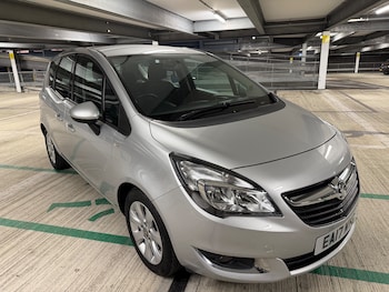 2017 (17) - 1.4i 16V Life 5dr