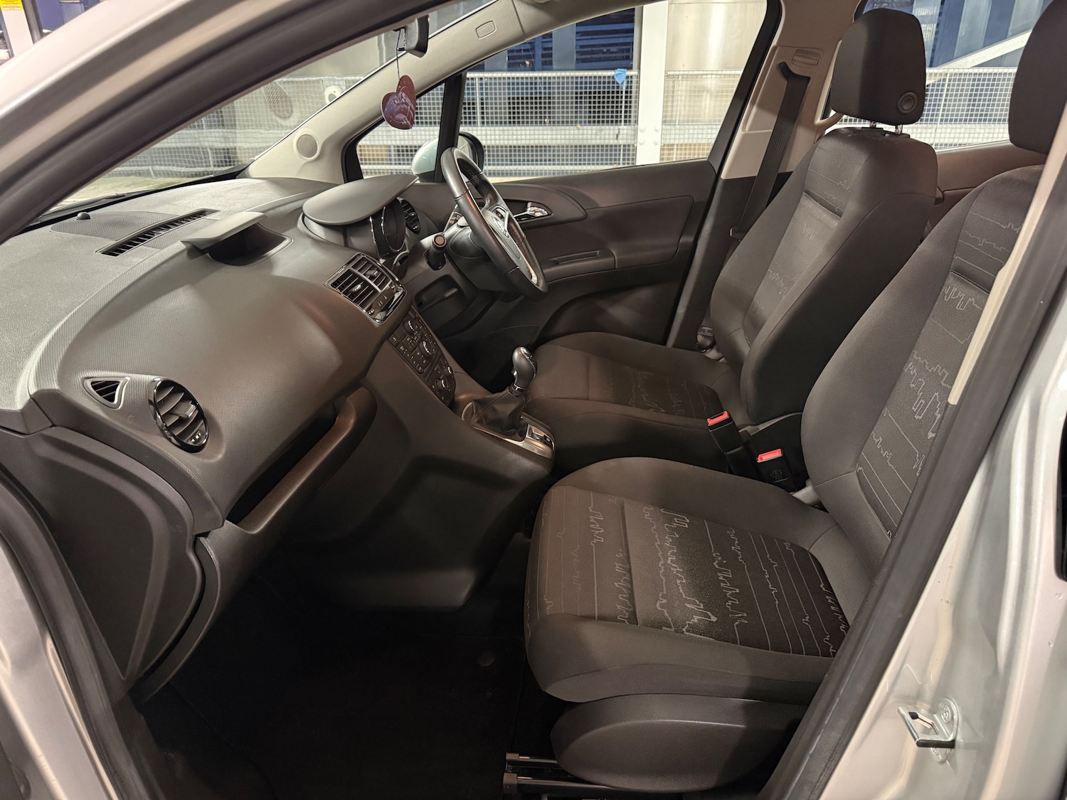 Used Vauxhall Meriva 2017 for sale - 77100924: Photo 33