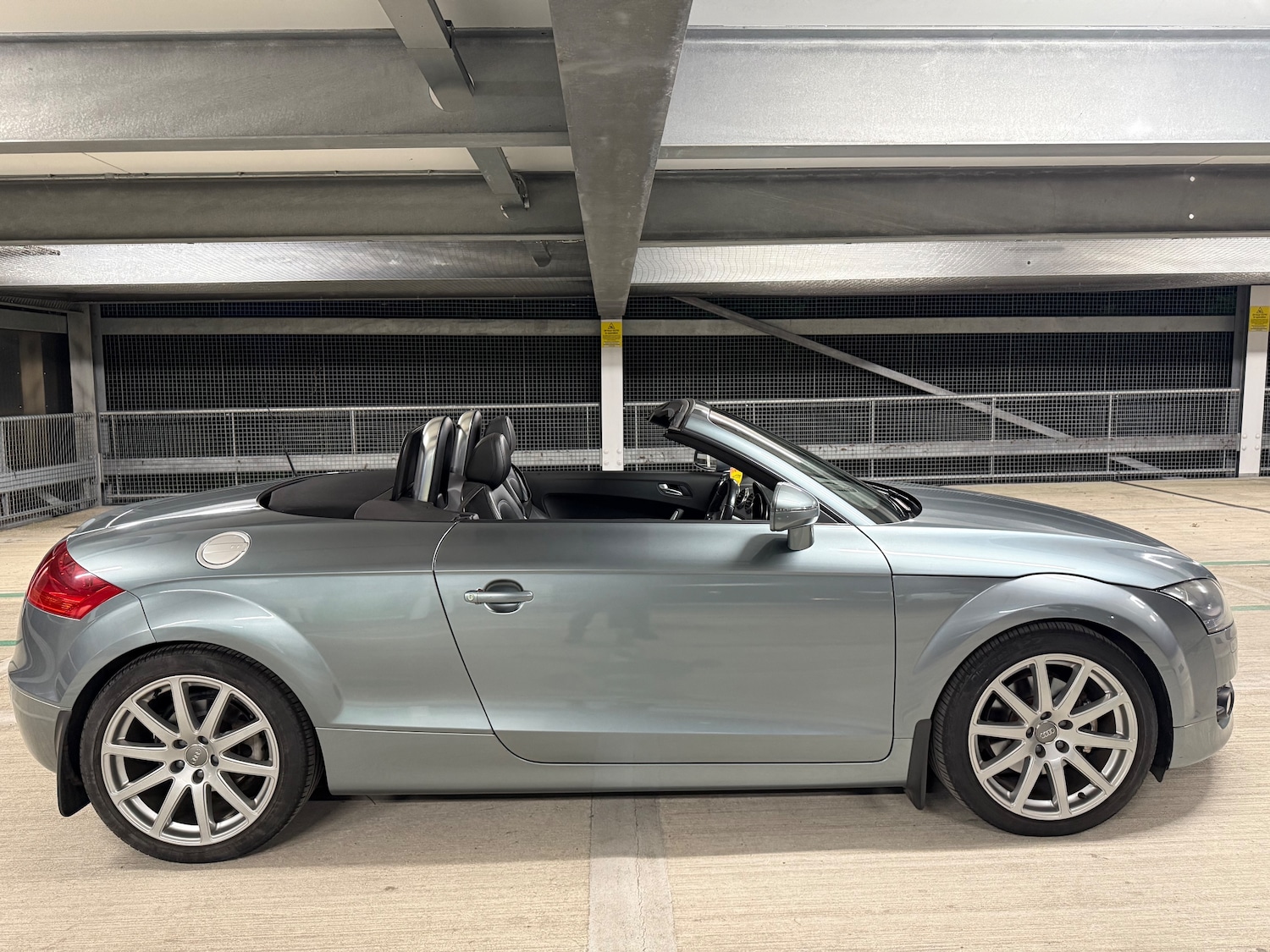 Used Audi TT for sale - 77220924: Photo 3