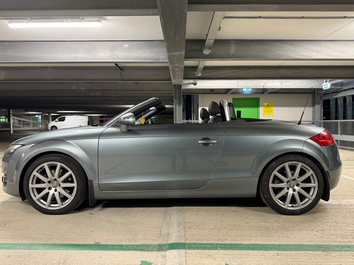 Used Audi TT for sale - 77220924: Photo 6