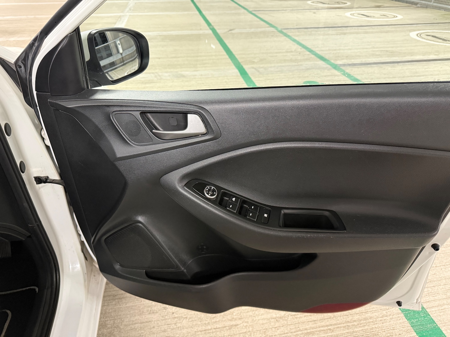 Used Hyundai i20 2017 for sale - 77082709: Photo 18