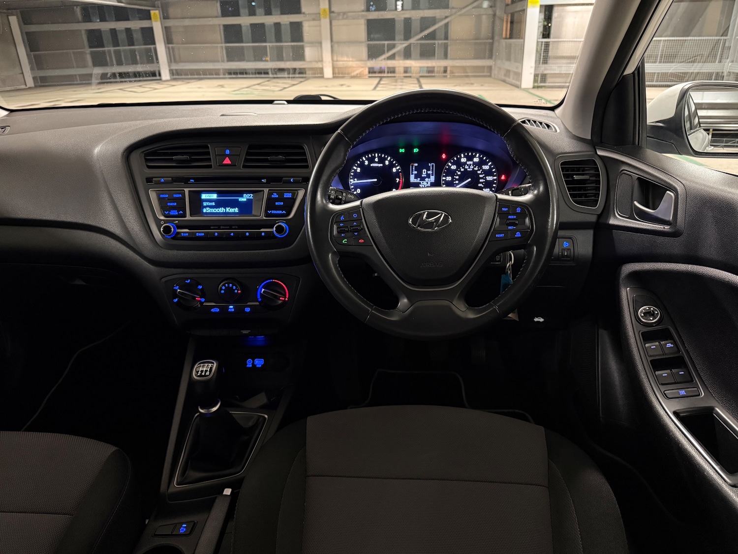 Used Hyundai i20 2017 for sale - 77082709: Photo 31