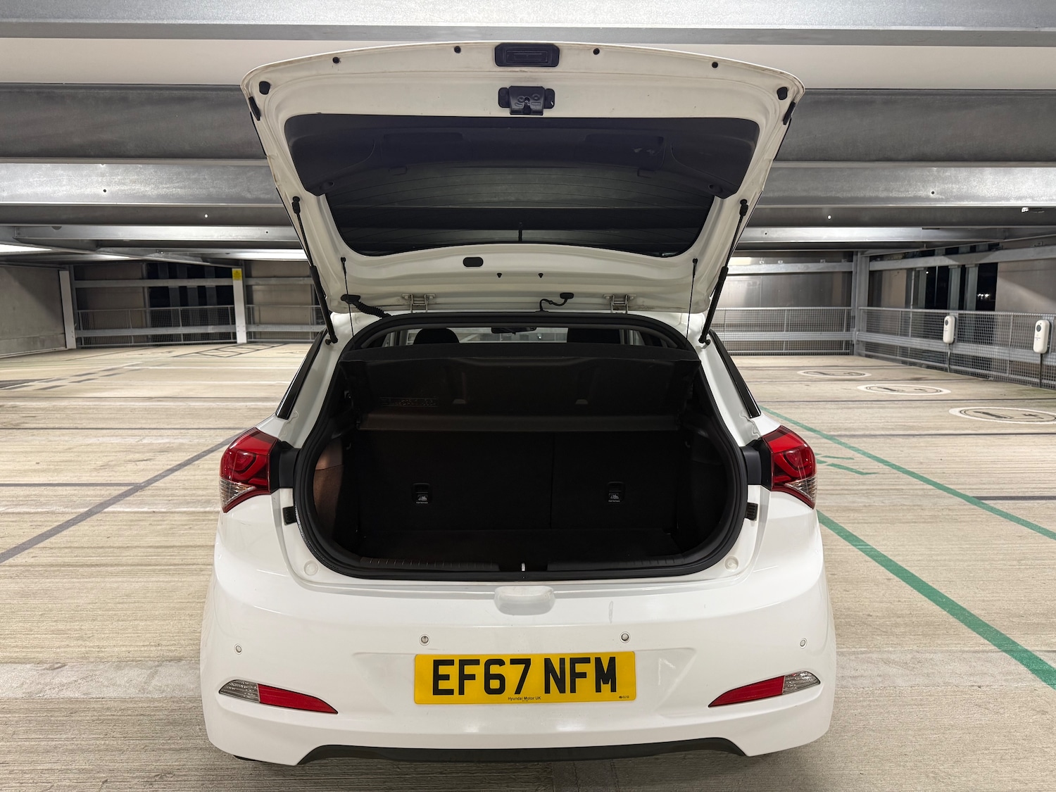 Used Hyundai i20 2017 for sale - 77082709: Photo 9