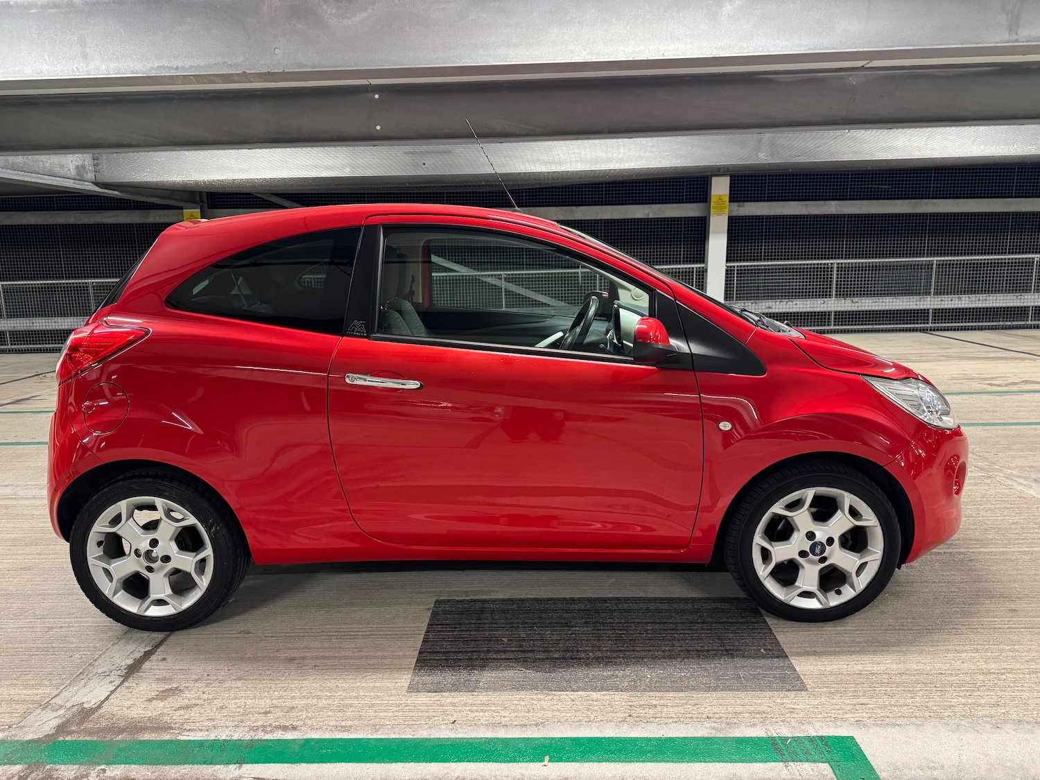 Used Ford Ka 2013 for sale - 76096287: Photo 2