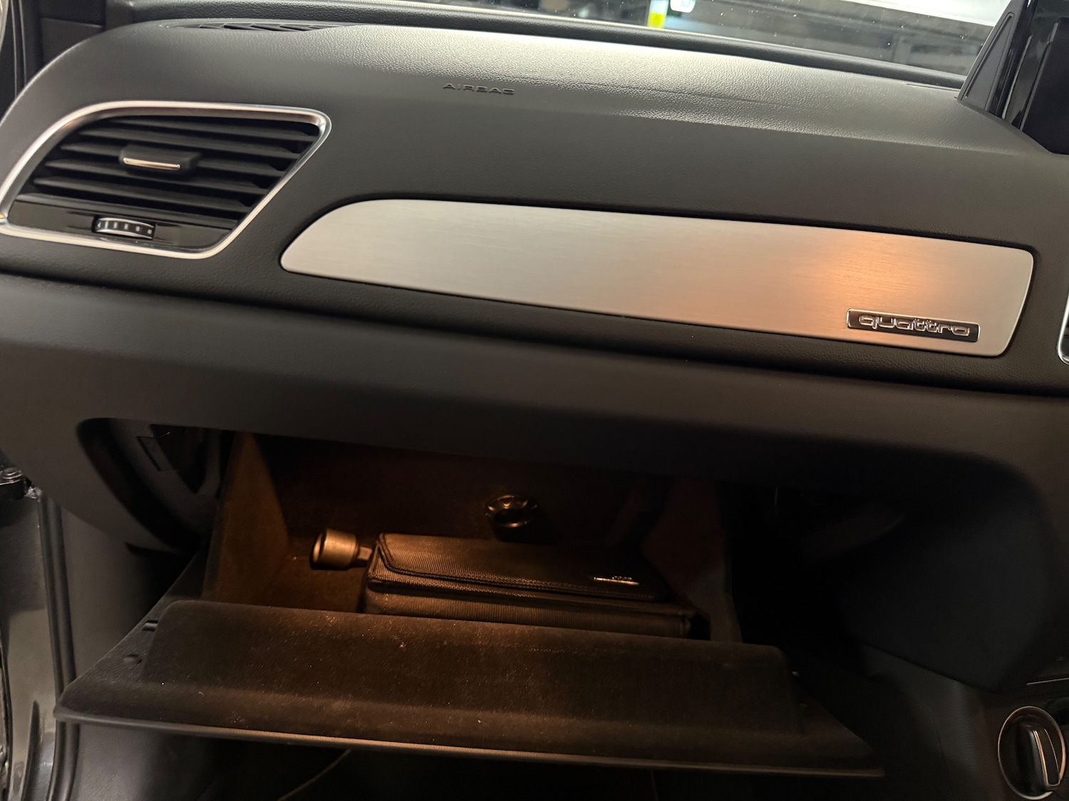 Used Audi Q3 2015 for sale - 75887473: Photo 60