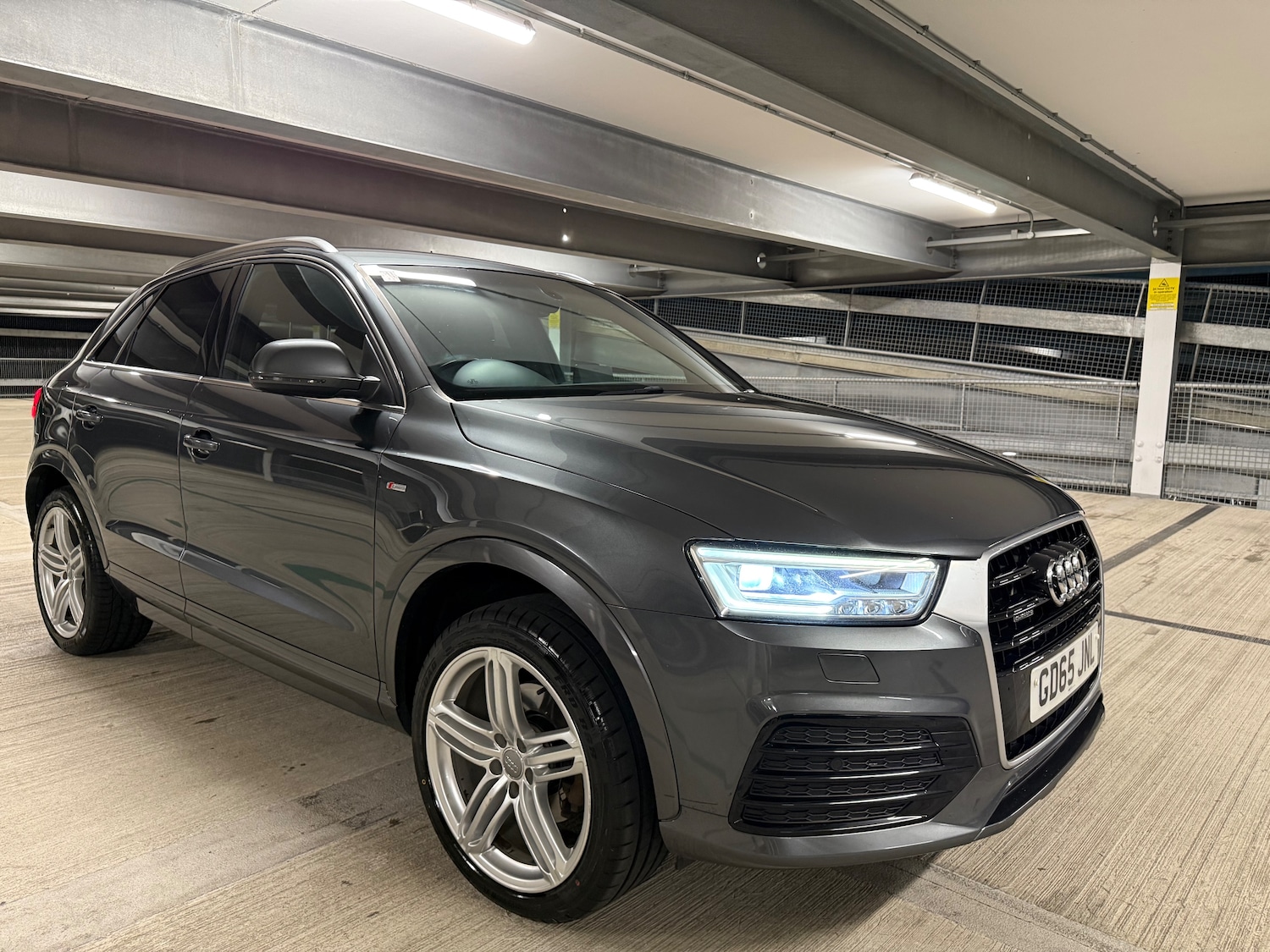Used Audi Q3 2015 for sale - 75887473: Photo 64
